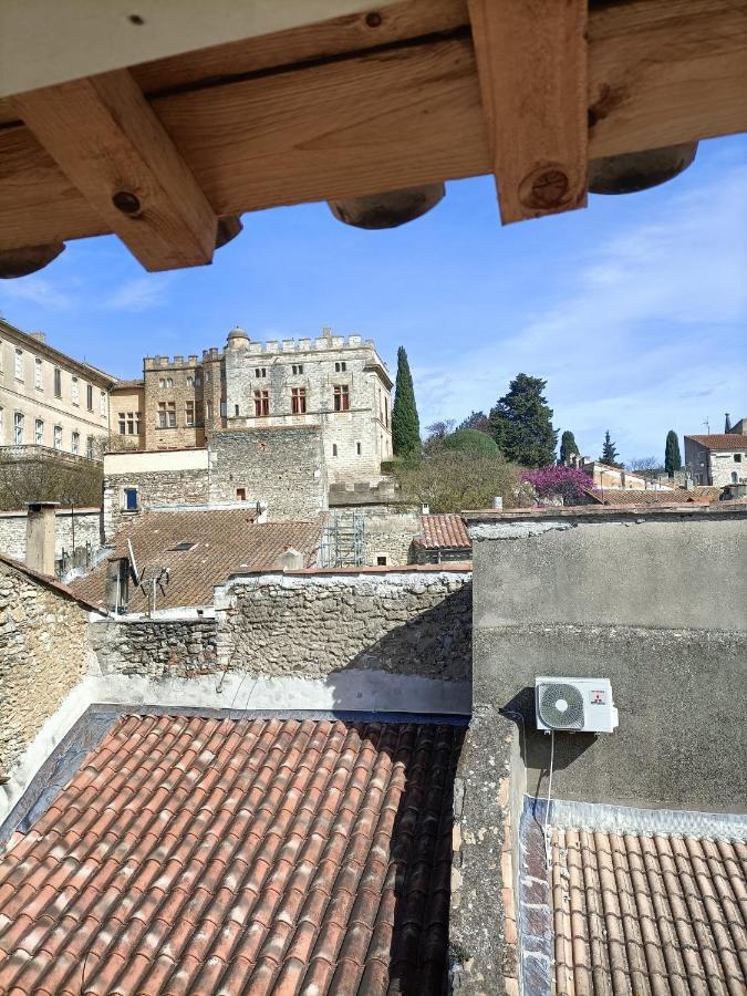 Вилла A Deux Pas D'Avignon Aramon Экстерьер фото